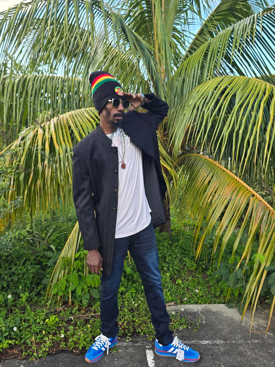 This World- SIMON SPLINTA